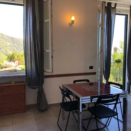 Lägenhet La Porta Sul Taragio 2